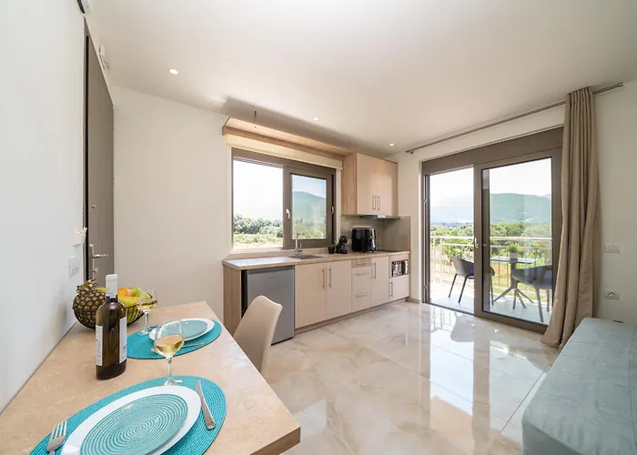 Maera Apartment