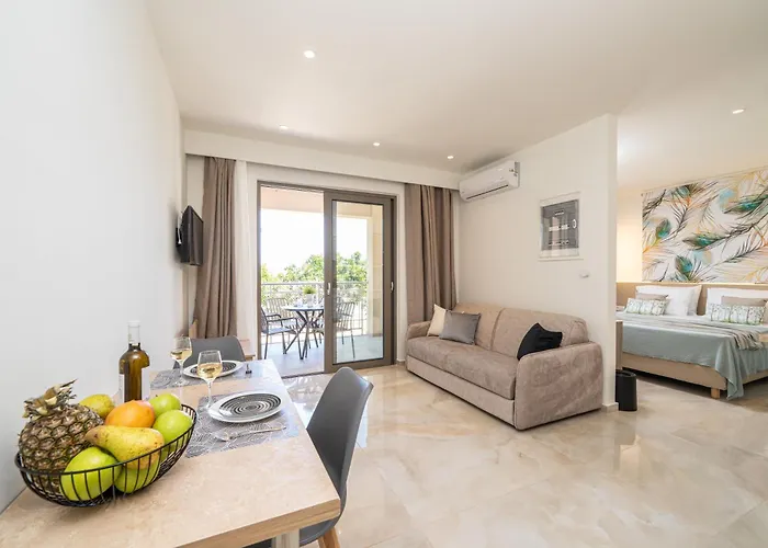 Apartment Maera *