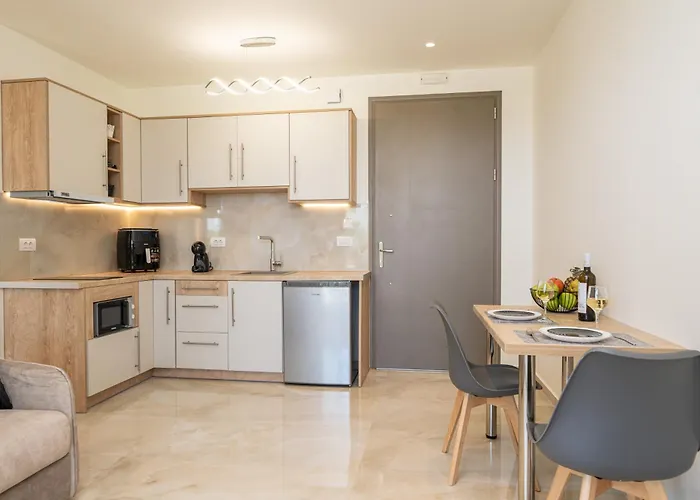 Apartment Maera