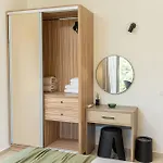 Maera Apartman Számi